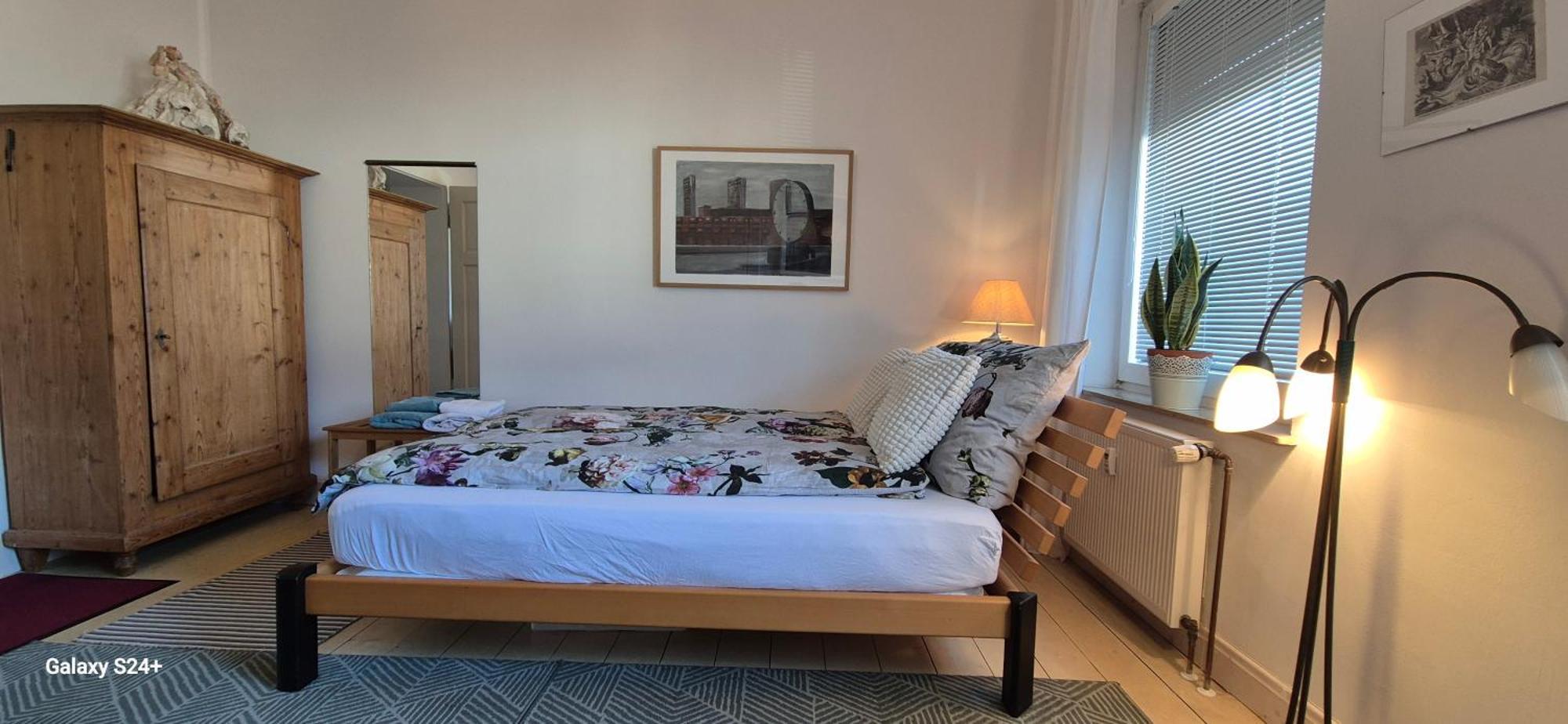 Homestay Schoenes Helles Mit Bad, Naehe Bilk, Naehe Uni *